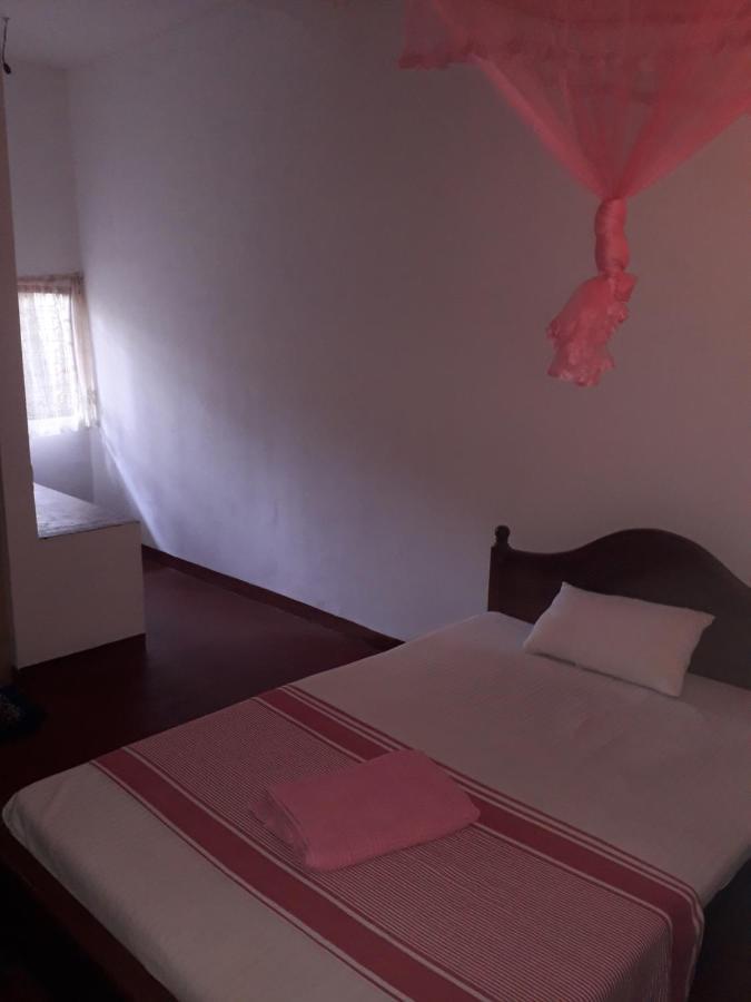 Margosa Guesthouse Mirissa Kültér fotó