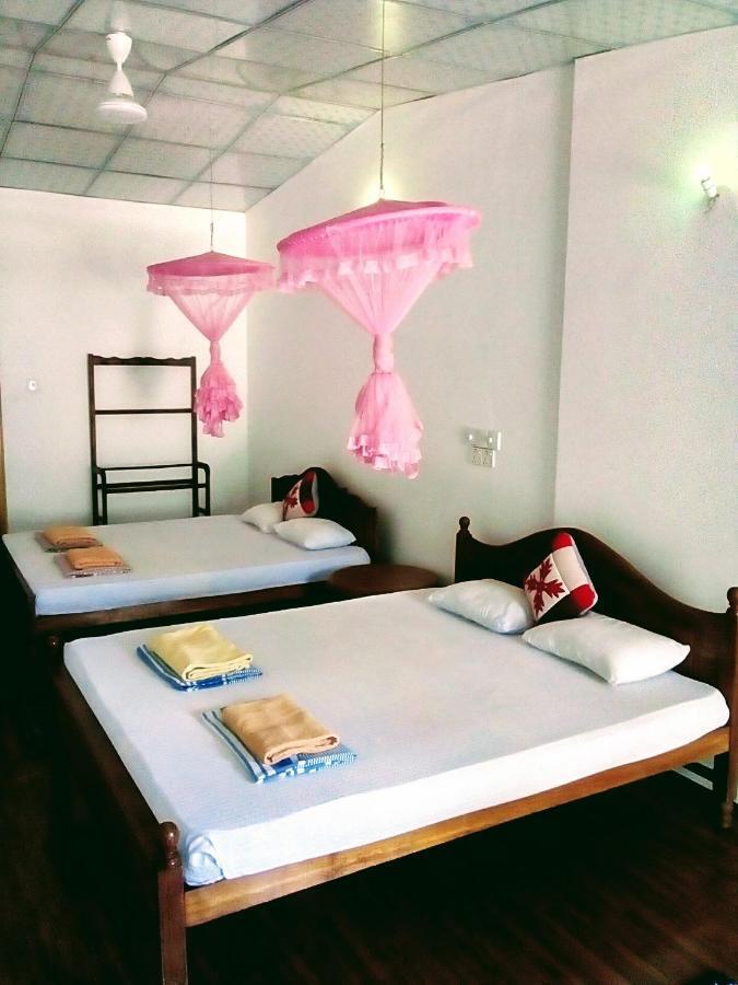 Margosa Guesthouse Mirissa Kültér fotó